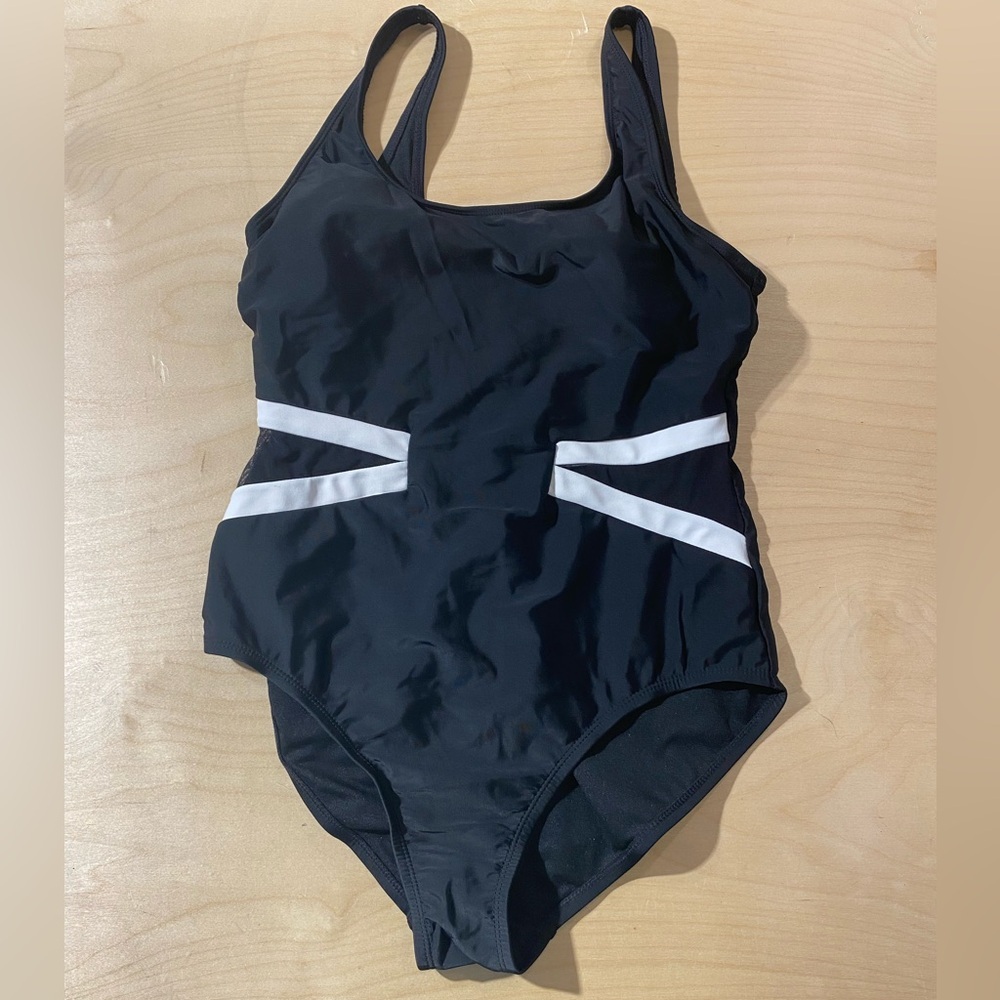Catalina Black and White Women's Swimsuit Large (12-14) (NB) - Picture 2 of 8